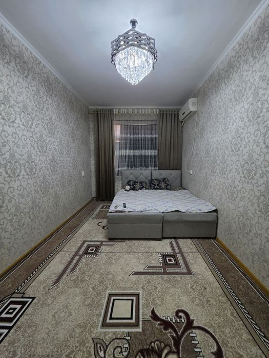 3-комнатная квартира, 84 м², Навои, в аренду