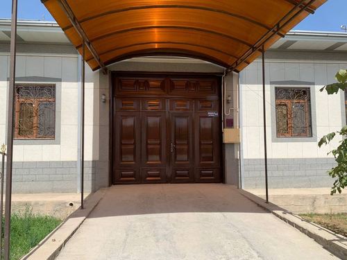 6-комнатный дом, 600 м²