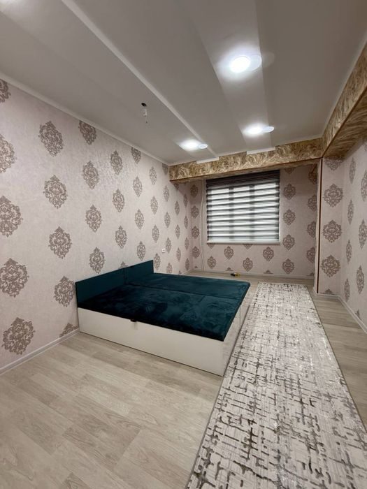 2-комнатная квартира, 65 м², Навои, в аренду