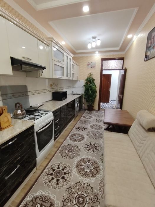 2-комнатная квартира, 60 м², Навои, в аренду