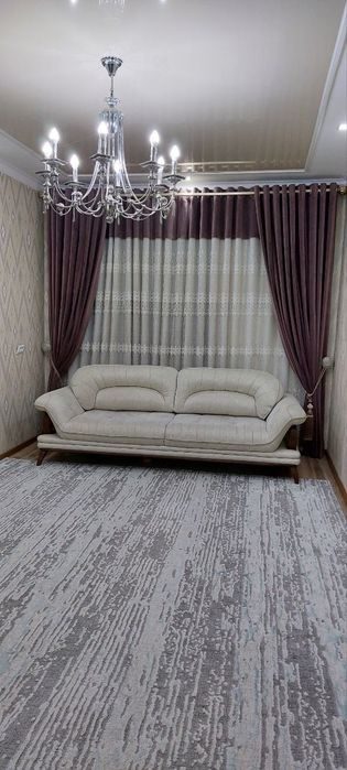 4-комнатная квартира, 100 м², Навои, в аренду
