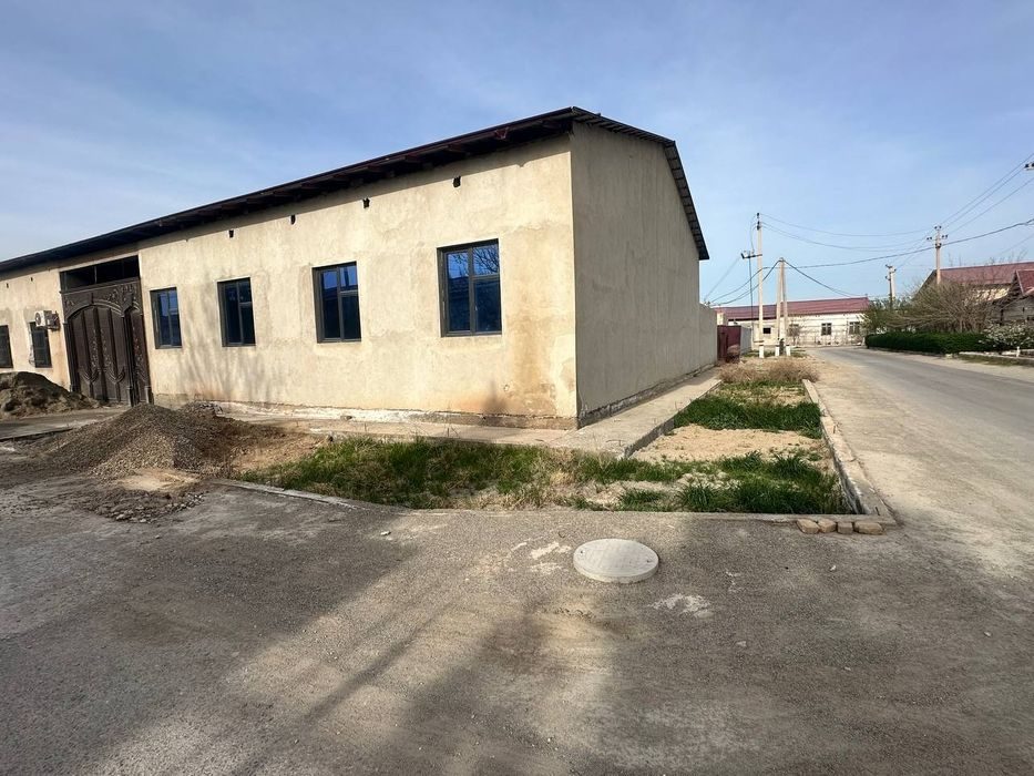 7-комнатный коттедж, 600 м², Навои, на продажу