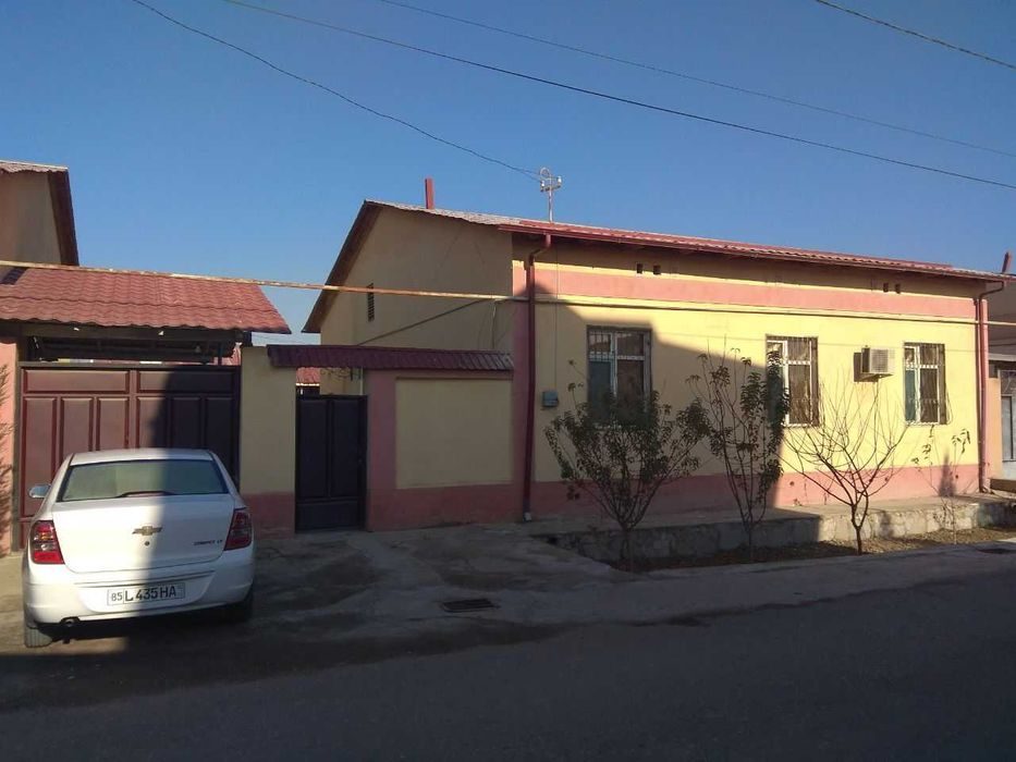 4-комнатный коттедж, 600 м², Навои, на продажу