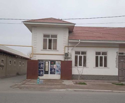 4-комнатный коттедж, 300 м²