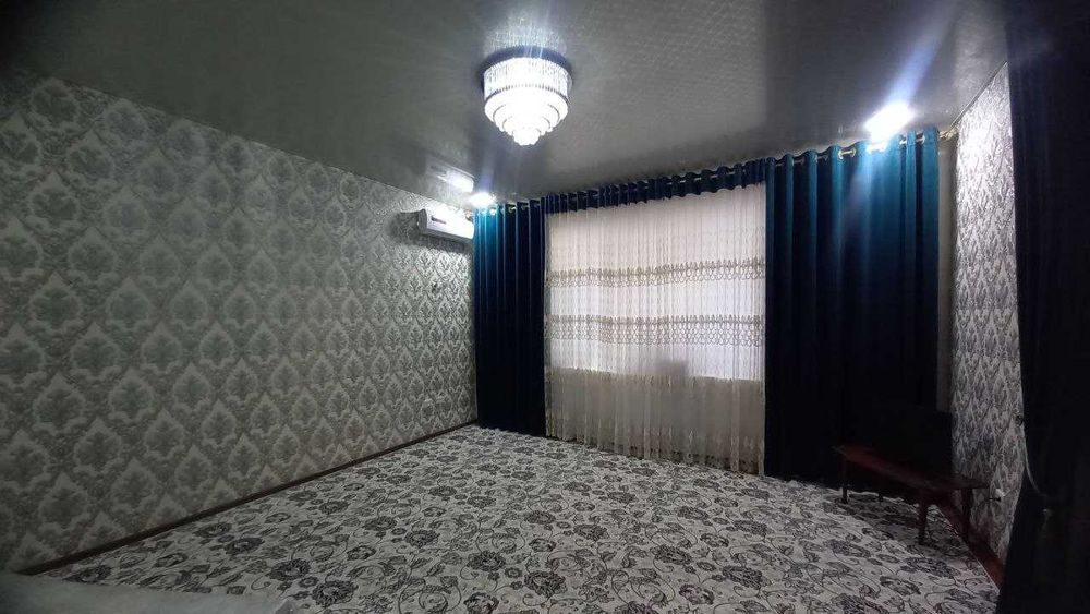 4-комнатный коттедж, 600 м², Навои, на продажу