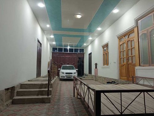 7-room house part, 600 m²