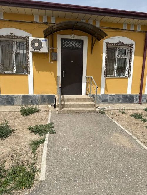 3-комнатный коттедж, 200 м²
