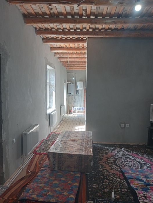 3-комнатная дача, 600 м², Навои, на продажу