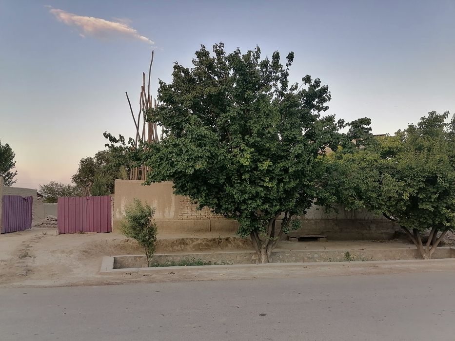 5-room house part, 1300 m², Navoi, for sale