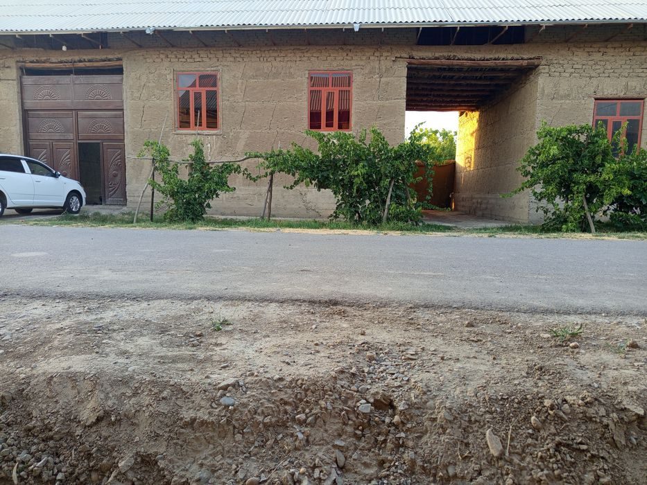 2-комнатная часть дома, 2 м², Навои, на продажу