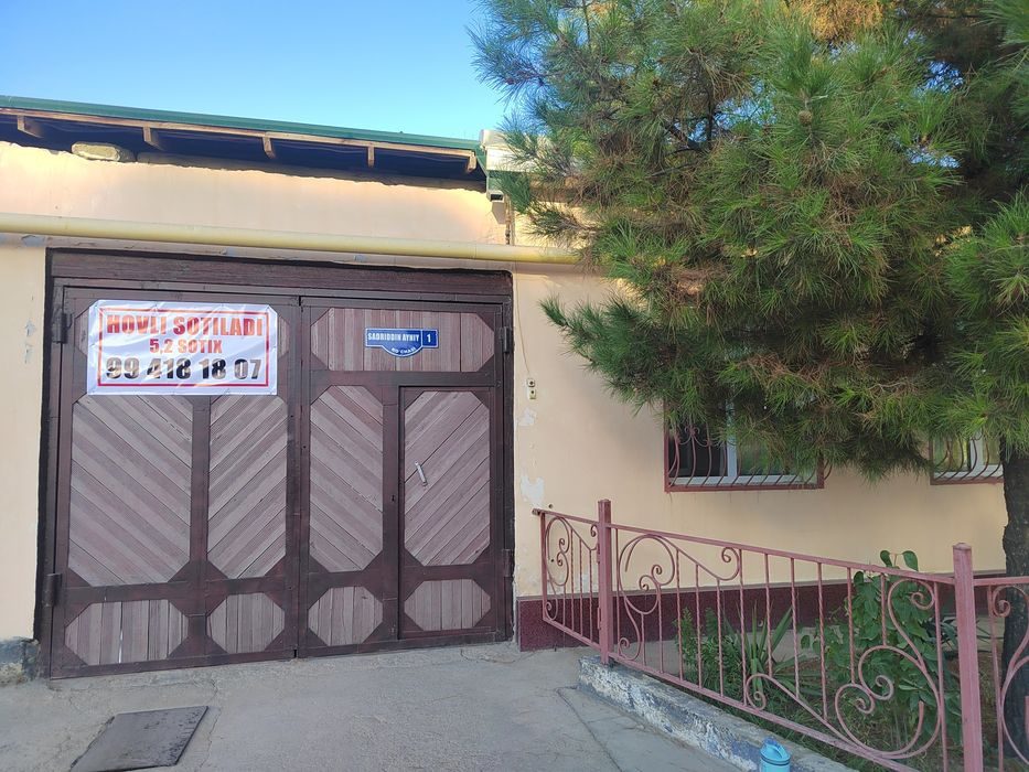 5-комнатный дом, 5 м², Навои, на продажу
