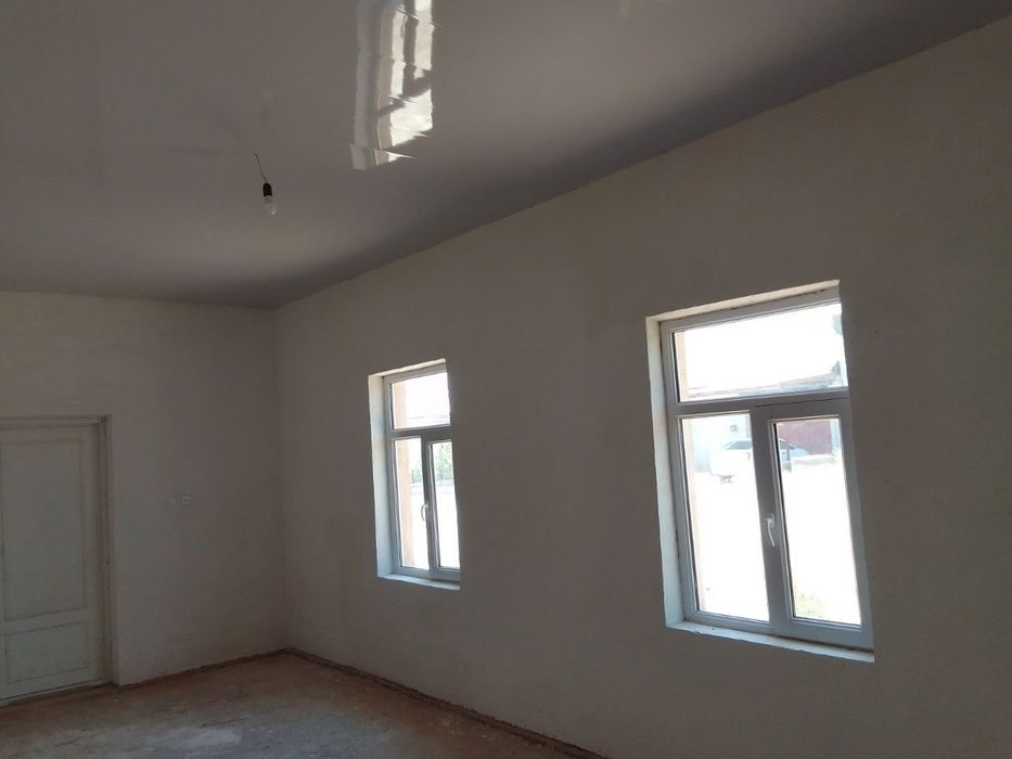 4-комнатный дом, 70 м², Навои, на продажу