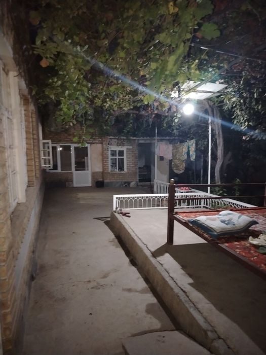 Sirochni ARĞUN MAHALLA MOʻTABAR MARKET tomonidan hovli sirochni sotila