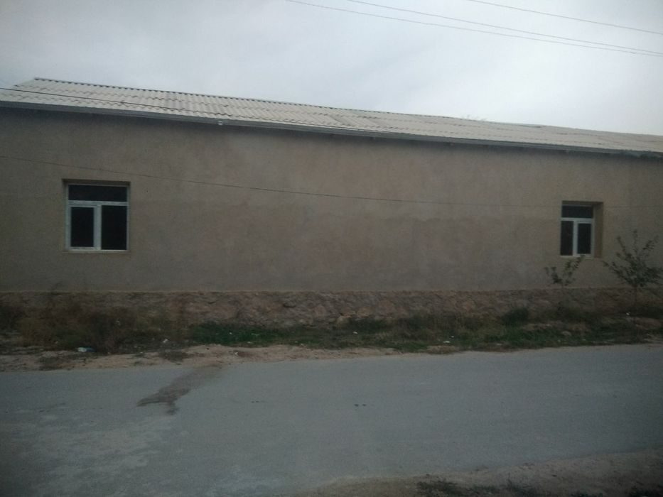 3-xonali uy, 8 m², Нурата, sotuvga