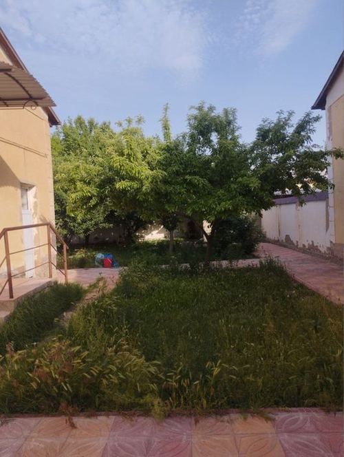 4-xonali kottej, 600 m²