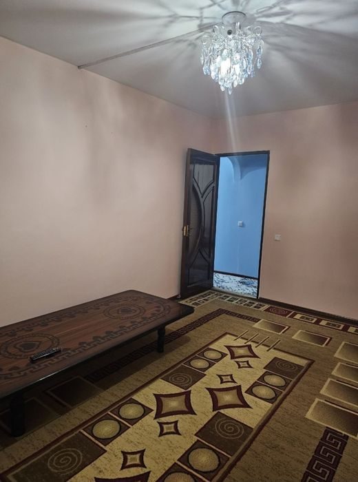 2-xonali kvartira, 60 m², Buxoro, ijaraga