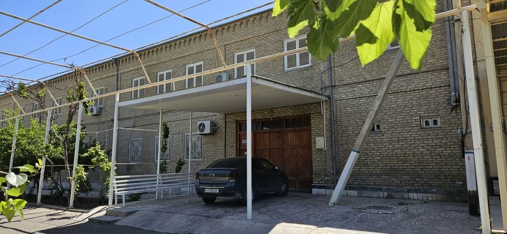 12-xonali uy, 550 m², Buxoro, sotuvga