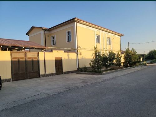 5-комнатный коттедж, 400 м²