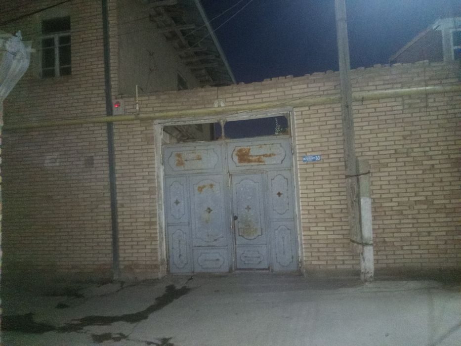 5-room house, 200 m², Bukhara, for sale