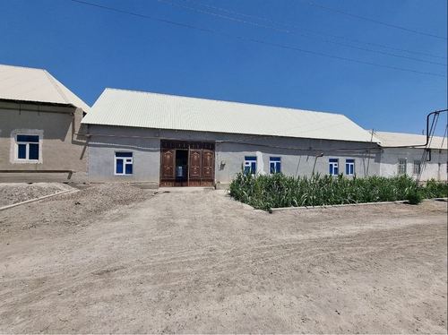 4-комнатный дом, 1500 м²