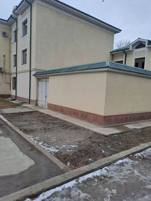 4-room cottage, 280 m², Bukhara, for sale