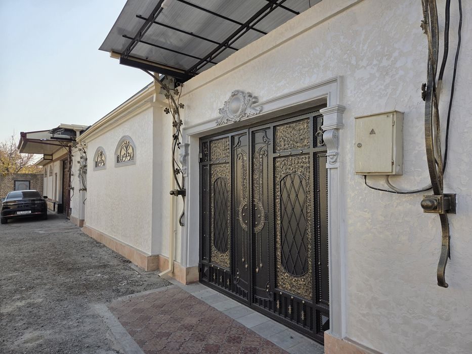 8-xonali uy, 550 m², Buxoro, sotuvga