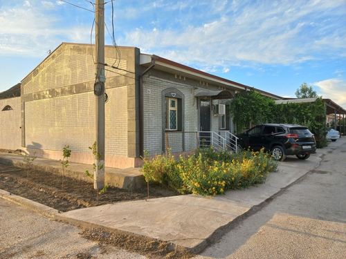 3-комнатный коттедж, 200 м²