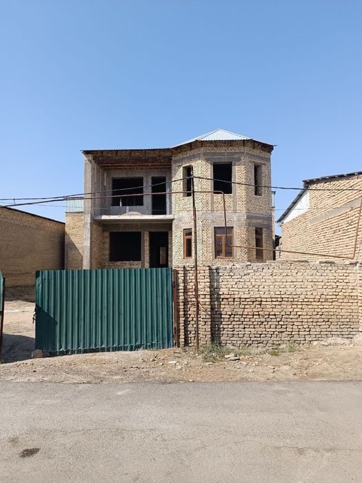 5-xonali uy, 160 m², Buxoro, sotuvga