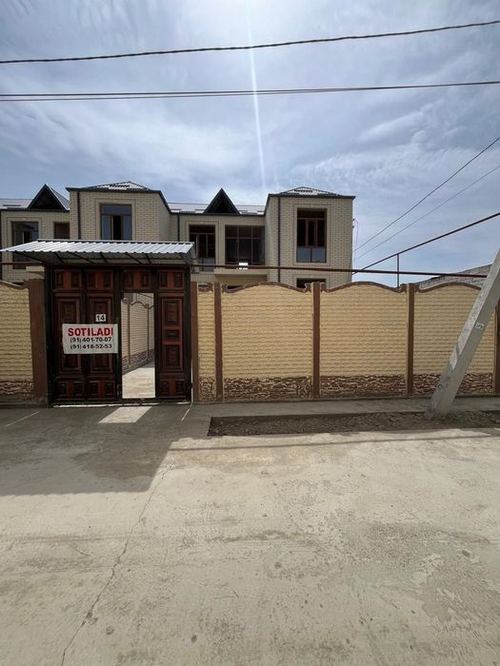 5-комнатный коттедж, 300 м²
