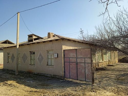 12-xonali uy, 1 m²