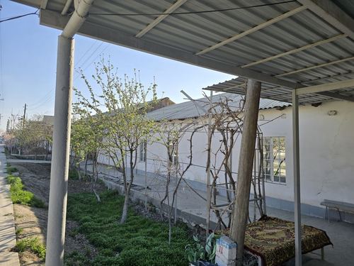 7-xonali dacha, 400 m²