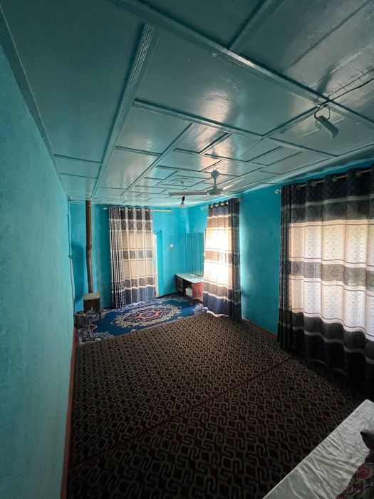 3-room apartment, 606 m², Янгирабат, for rent