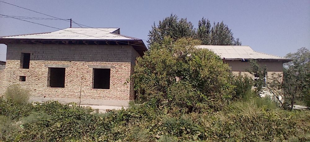 7-room dacha, 22000 m², Пайарык, for sale