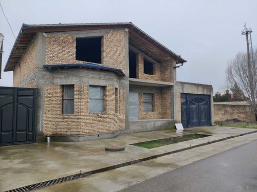 8-xonali uy, 500 m²
