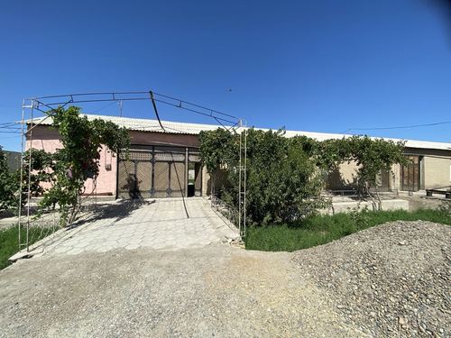 15-xonali uy qismi, 1500 m²