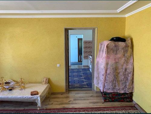 4-комнатная квартира, 2.5 м²