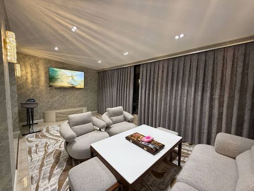 5-комнатная квартира, 185 м²