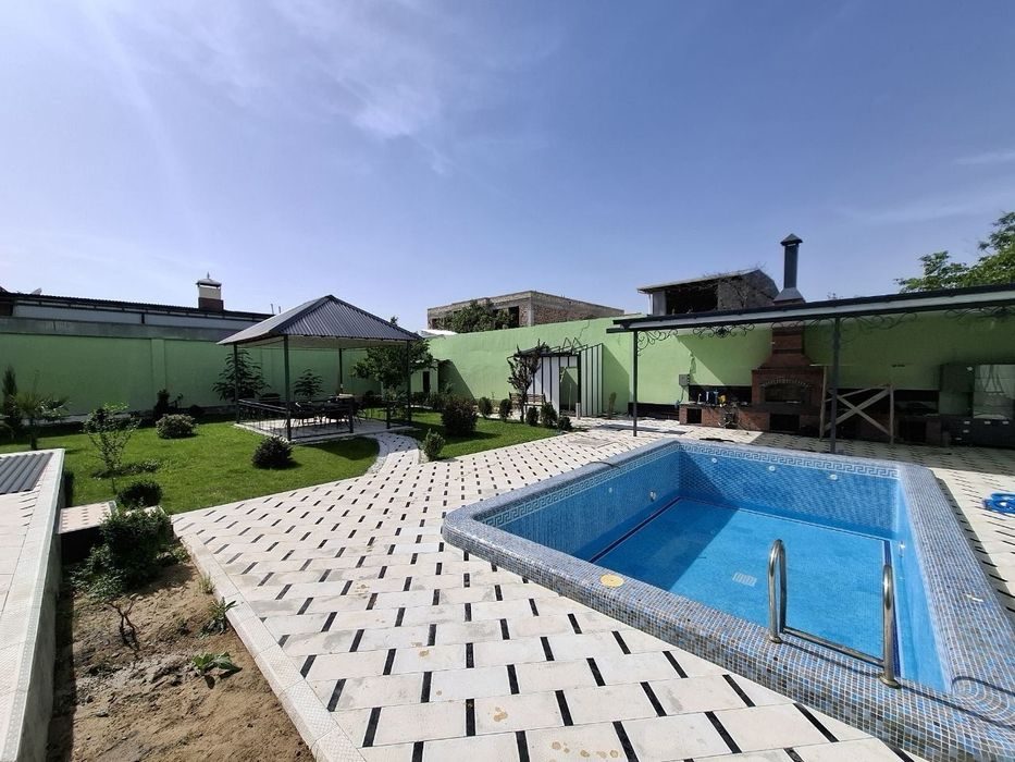3-комнатная квартира, 300 м², Самарканд, в аренду