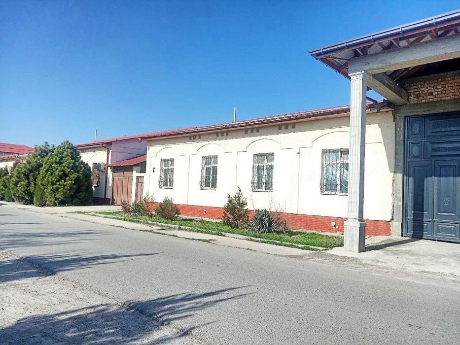 5-комнатный коттедж, 6 м², Самарканд, на продажу