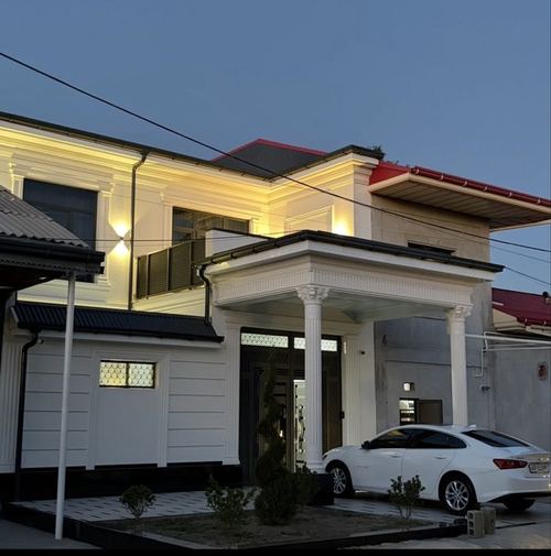 5-комнатный таунхаус, 320 м²