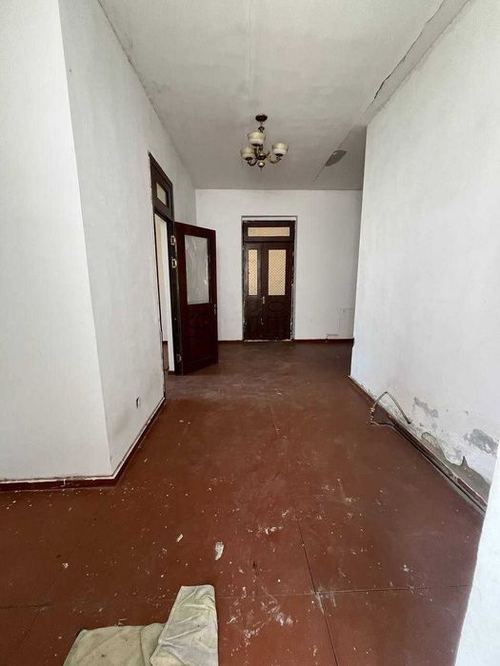 5-комнатный коттедж, 3.7 м²
