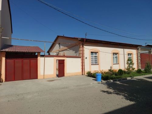 4-комнатный коттедж, 600 м²