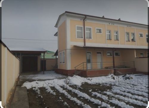 4-комнатный коттедж, 400 м²