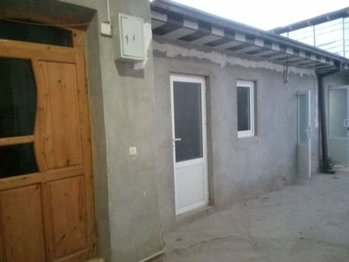 2-комнатная часть дома, 200 м²