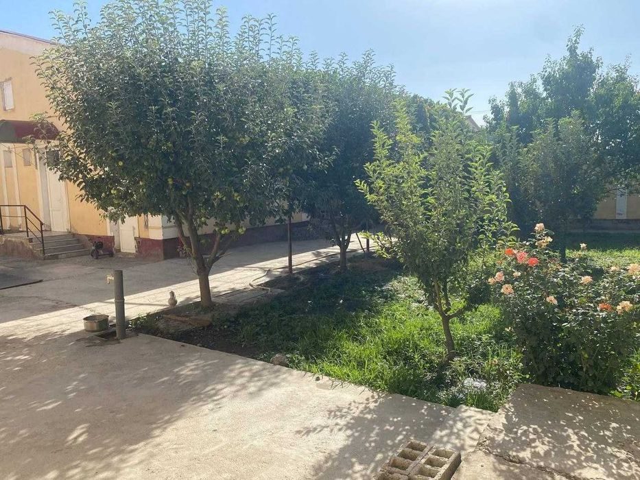 5-комнатный коттедж, 6 м², Самарканд, на продажу