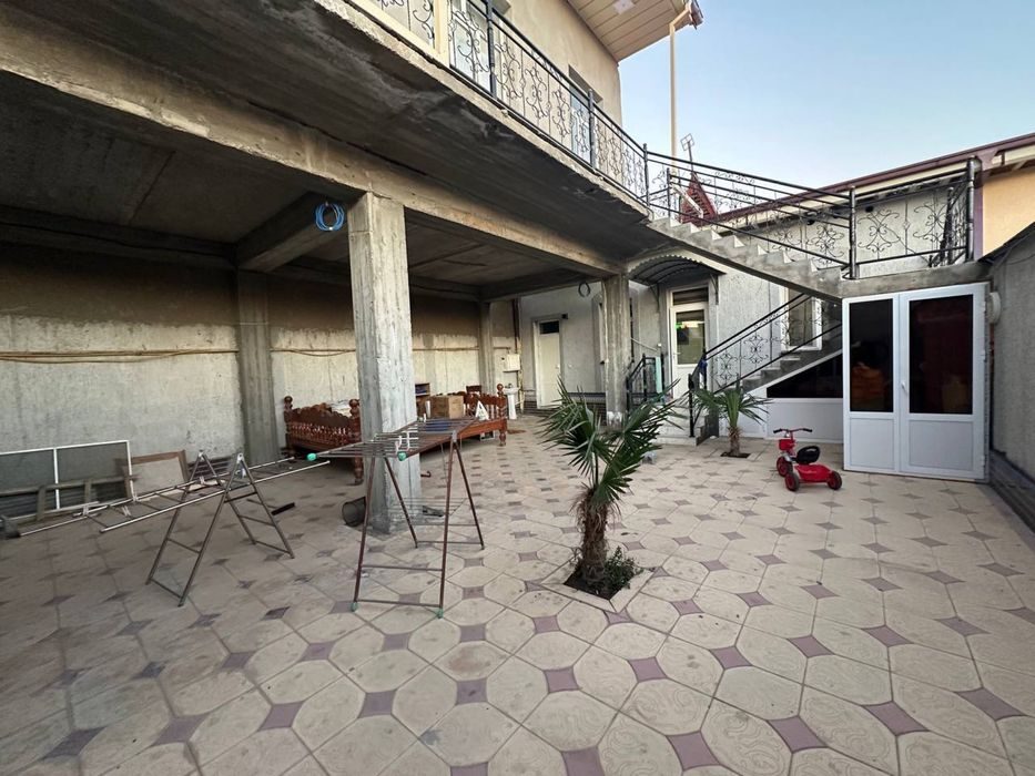 5-комнатный коттедж, 2 м², Самарканд, на продажу