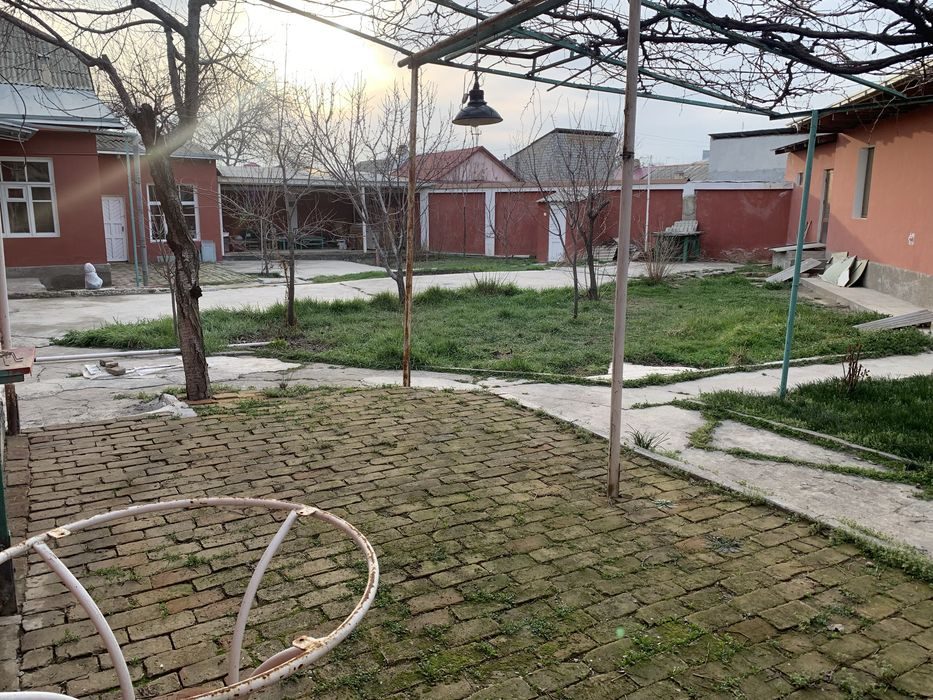 11-комнатный коттедж, 9 м², Самарканд, на продажу