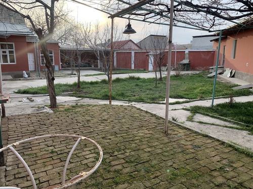 11-комнатный коттедж, 9 м²