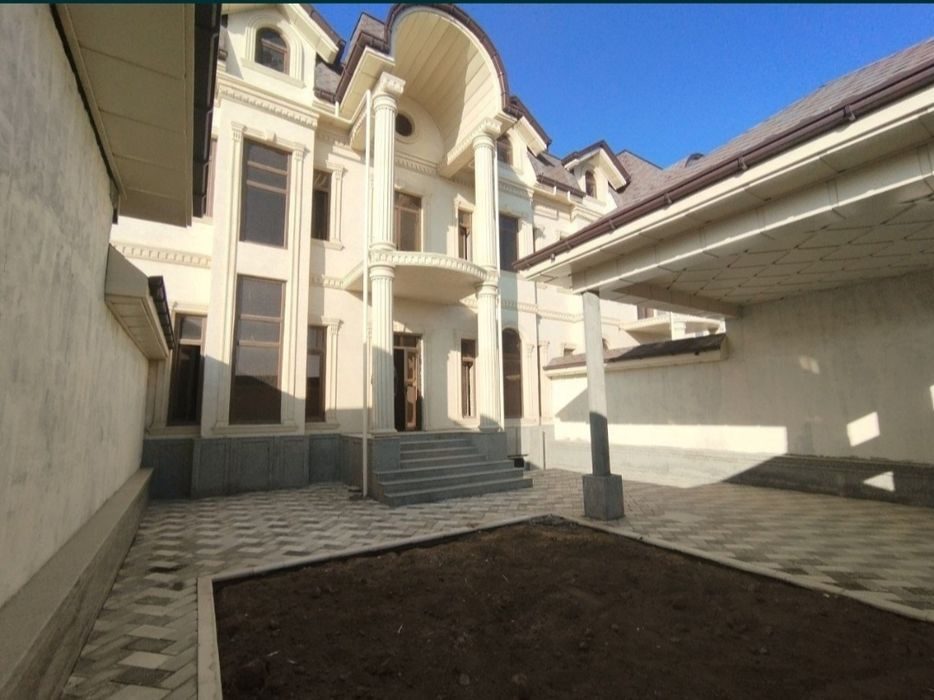 5-комнатный таунхаус, 270 м², Самарканд, на продажу