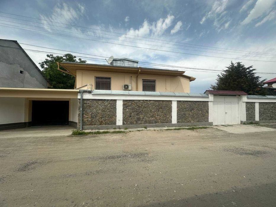 5-room dacha, 1200 m², Samarkand, for sale